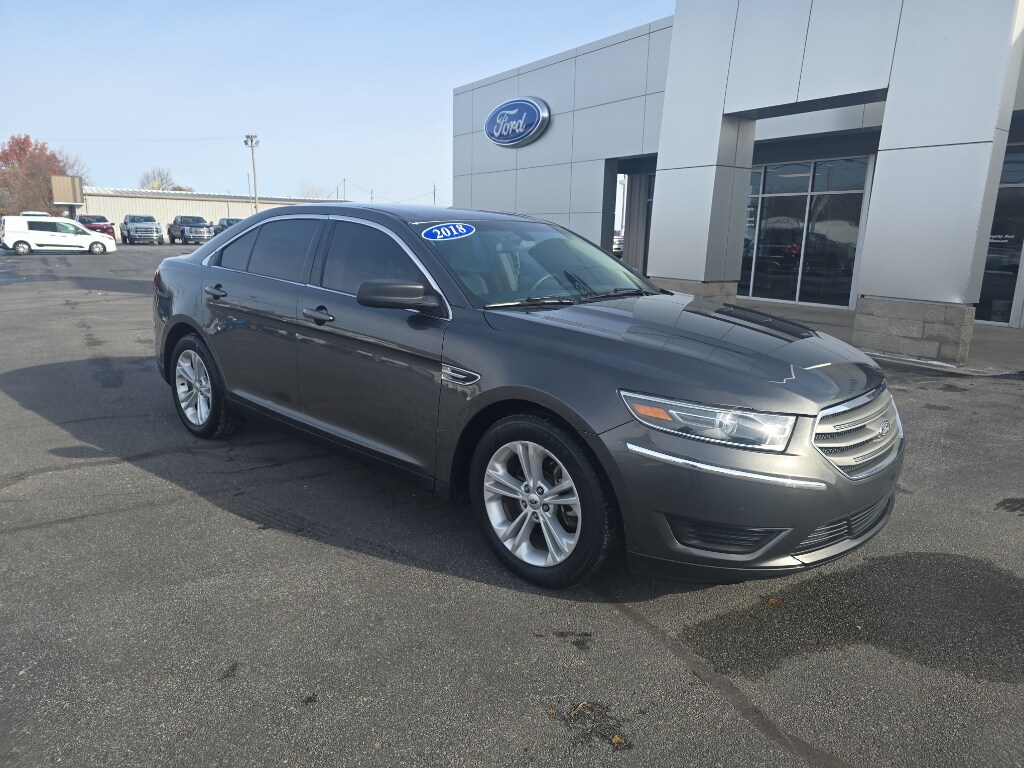 Used 2018 Ford Taurus SE Sedan