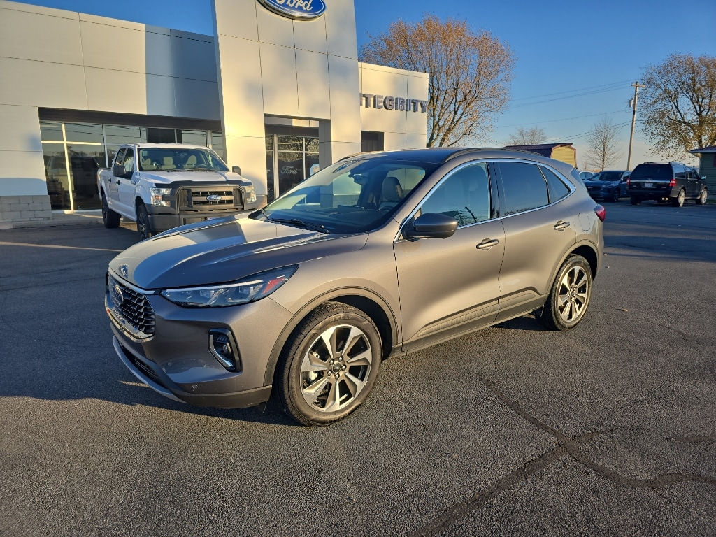 Used 2023 Ford Escape Platinum Sport Utility