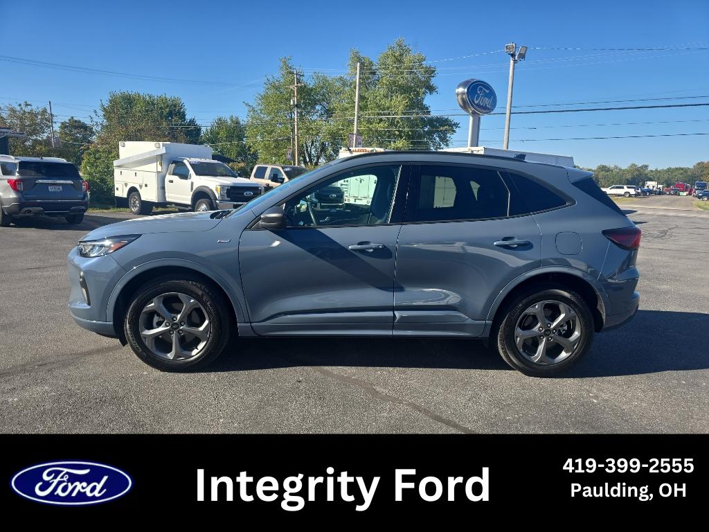 2024 Ford Escape ST-Line's photo