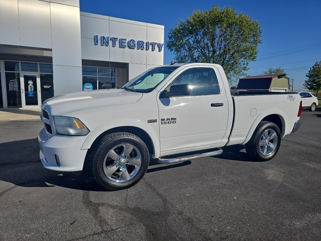 2013 Ram 1500 Express photo 2