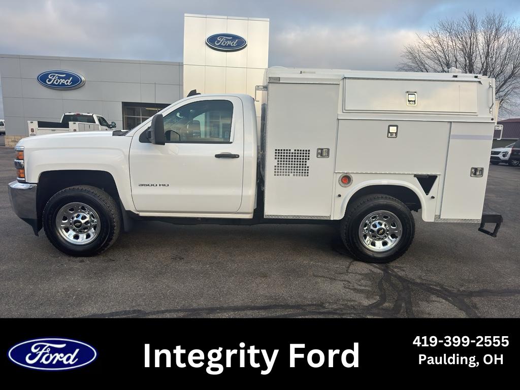 2015 Chevrolet Silverado 3500HD Work Truck's photo