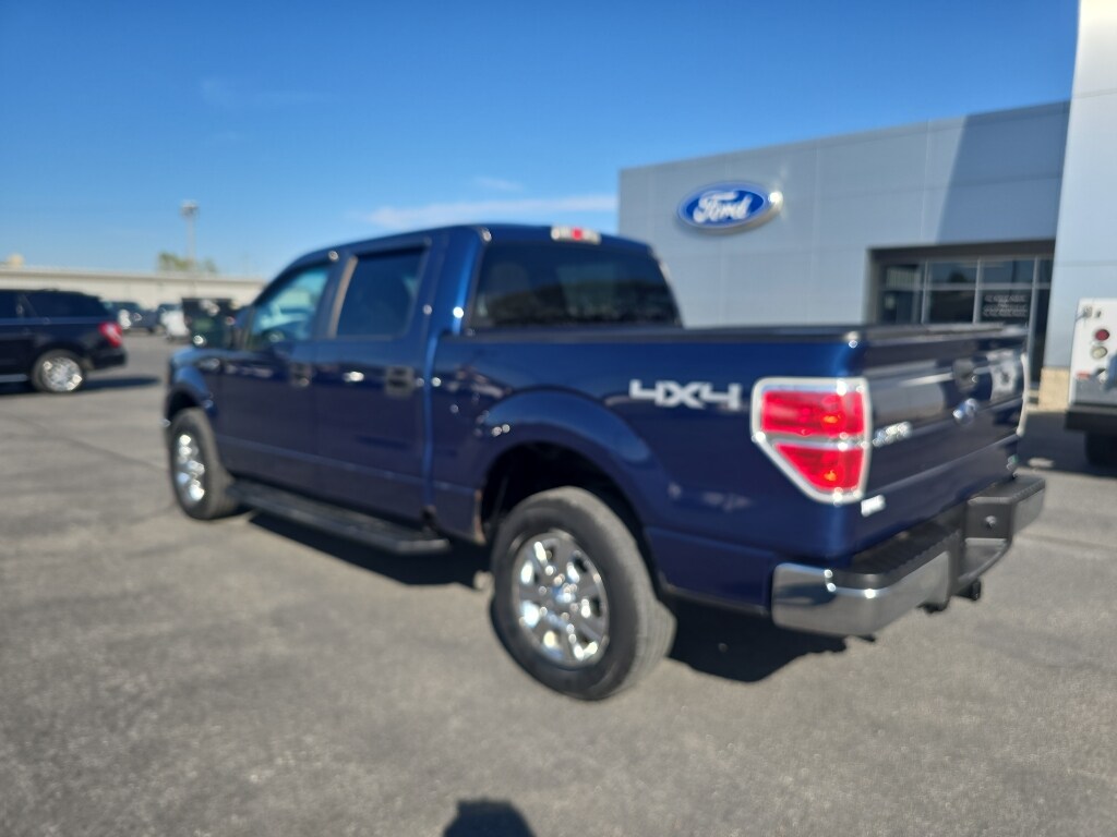 2010 Ford F-150 XLT photo 3