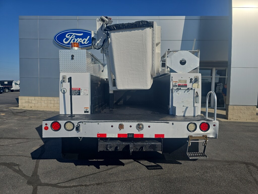 2012 Ford F-450 XL photo 3