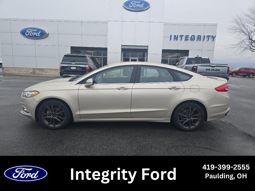 2018 Ford Fusion SE's photo