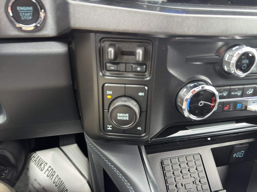 2026 Ford F-250 Super Duty Platinum - Photo 15