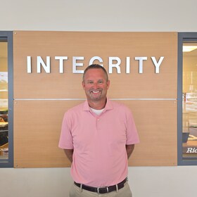 Staff member Randy Robbins from ID_41f18d8f6237