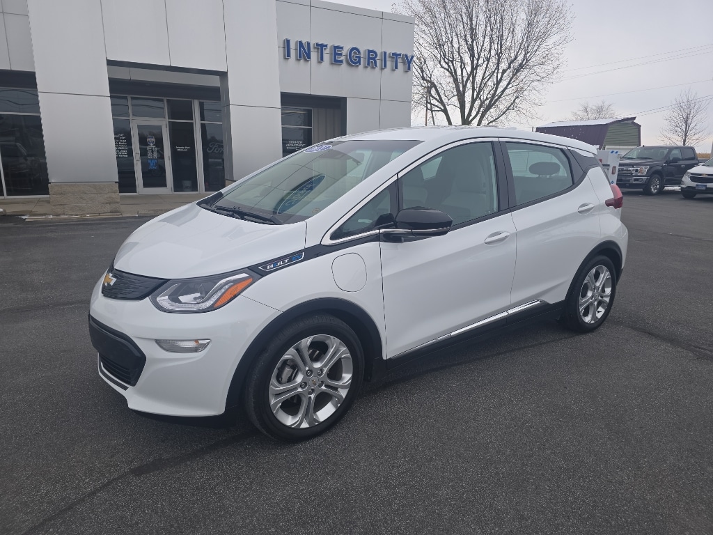 Used 2021 Chevrolet Bolt EV LT with VIN 1G1FY6S02M4105813 for sale in Paulding, OH