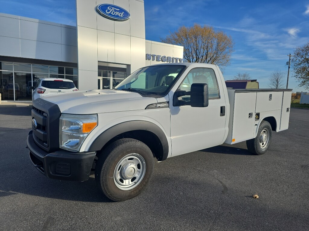 2013 Ford F-250 XL photo 2