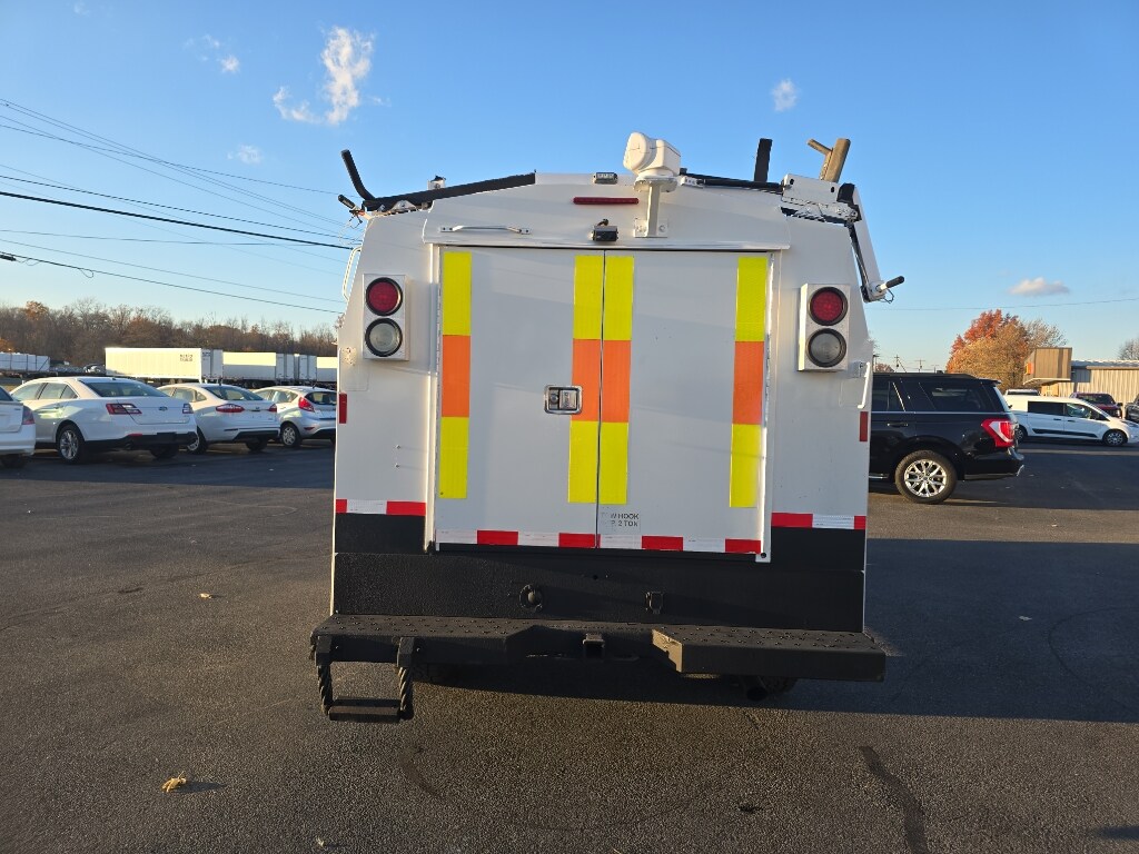 2015 Chevrolet Silverado Work Truck Base photo 3