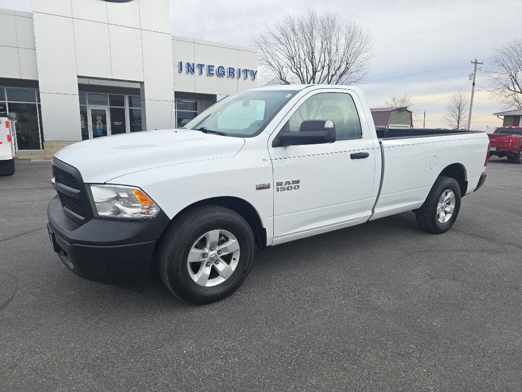 2016 Ram 1500 Tradesman photo 2