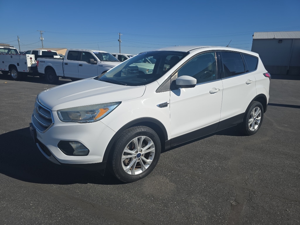 Used 2017 Ford Escape SE Sport Utility