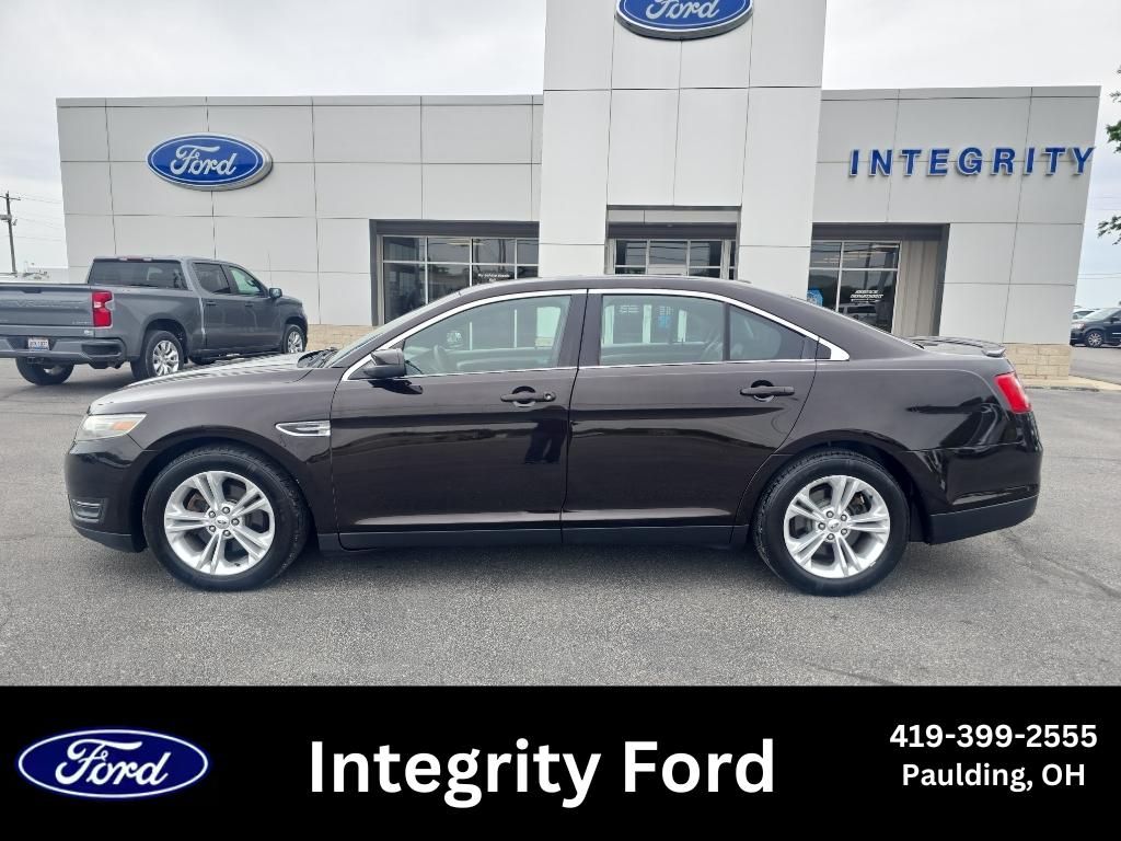 2013 Ford Taurus SEL FWD's photo