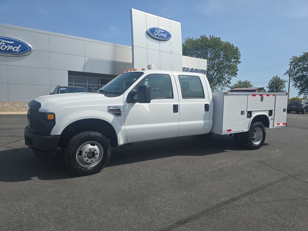 1FDWW37R28EC31183