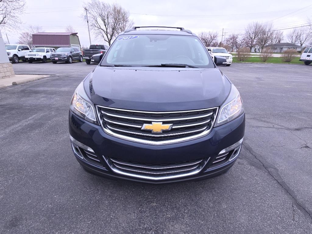 2017 Chevrolet Traverse Premier photo 3