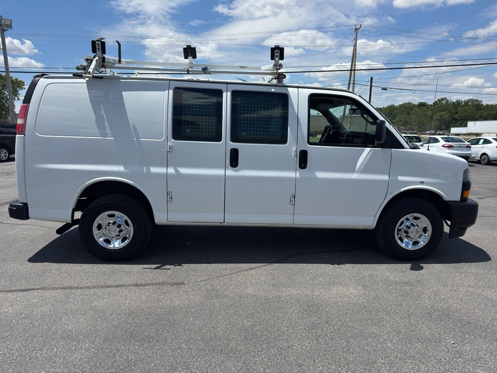 Used 2018 Chevrolet Express Cargo Work Van with VIN 1GCWGAFP0J1182892 for sale in Paulding, OH