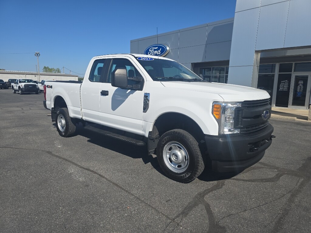 2017 Ford F-250 XL photo 4