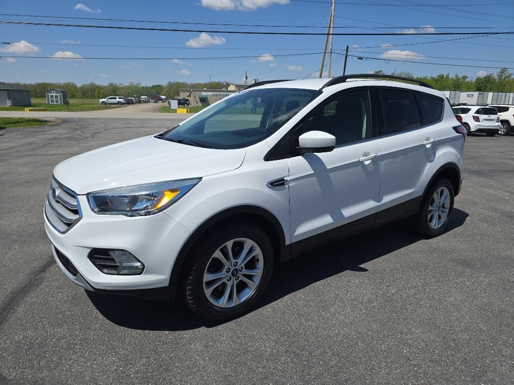 Used 2018 Ford Escape SE with VIN 1FMCU9GD3JUD37962 for sale in Paulding, OH