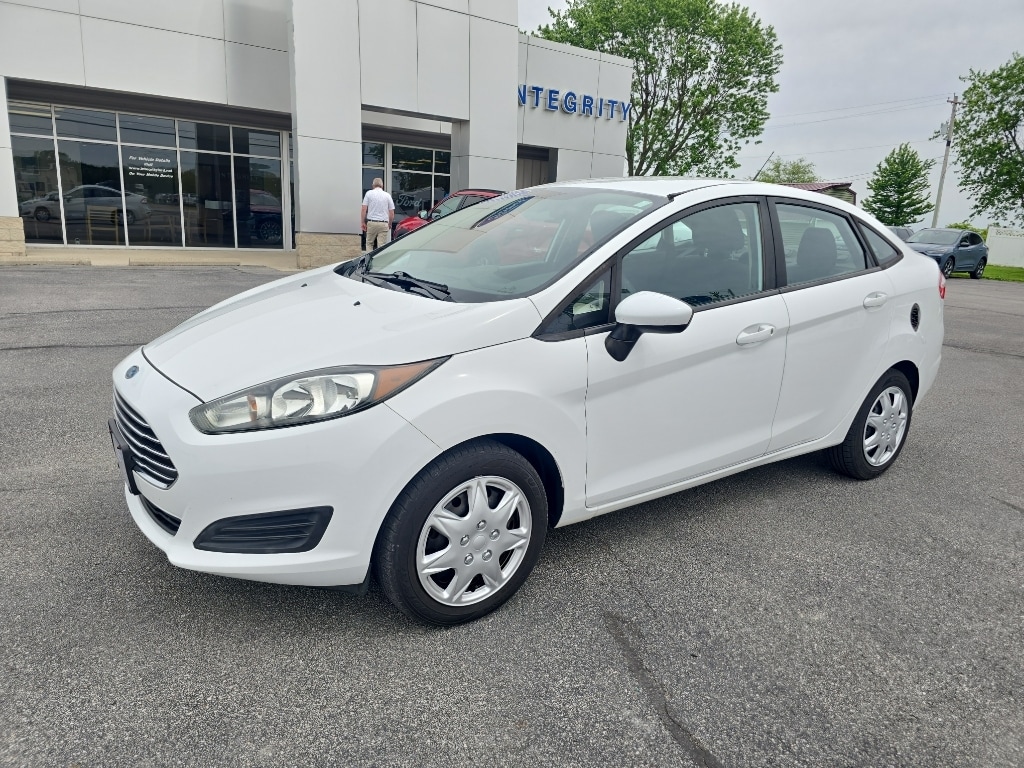 Used 2015 Ford Fiesta S with VIN 3FADP4AJ4FM222869 for sale in Paulding, OH