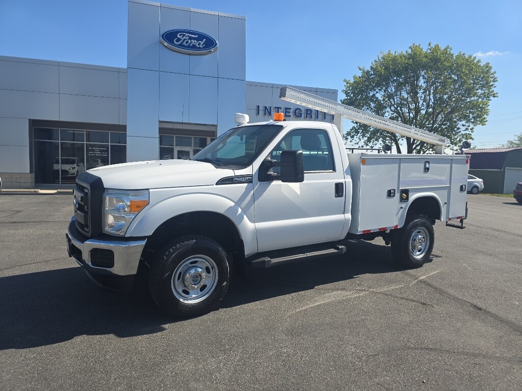 2015 Ford F-250 XL photo 2