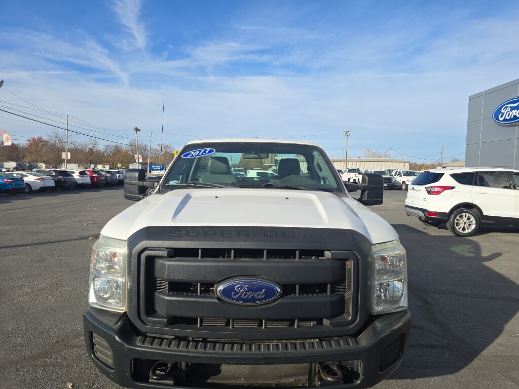 2013 Ford F-250 XL photo 3