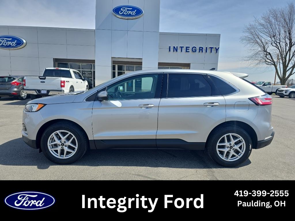 2023 Ford Edge SEL AWD's photo