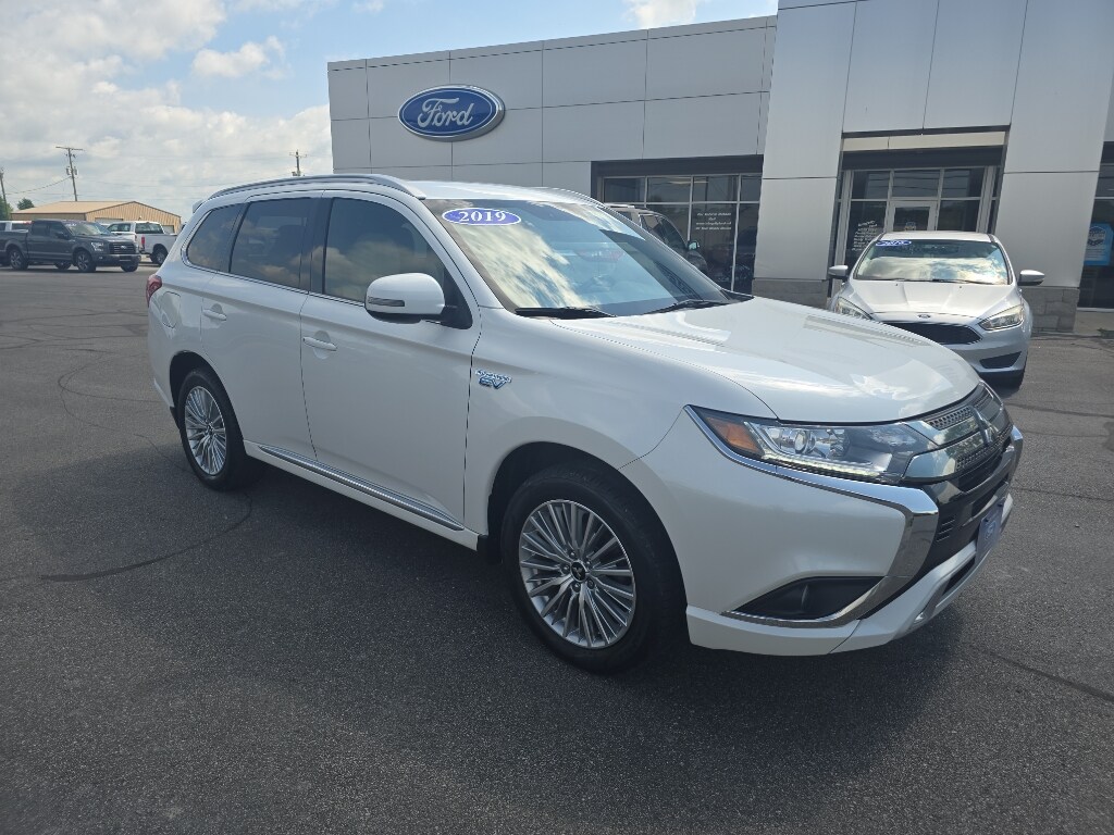 2019 Mitsubishi Outlander PHEV SEL photo 4