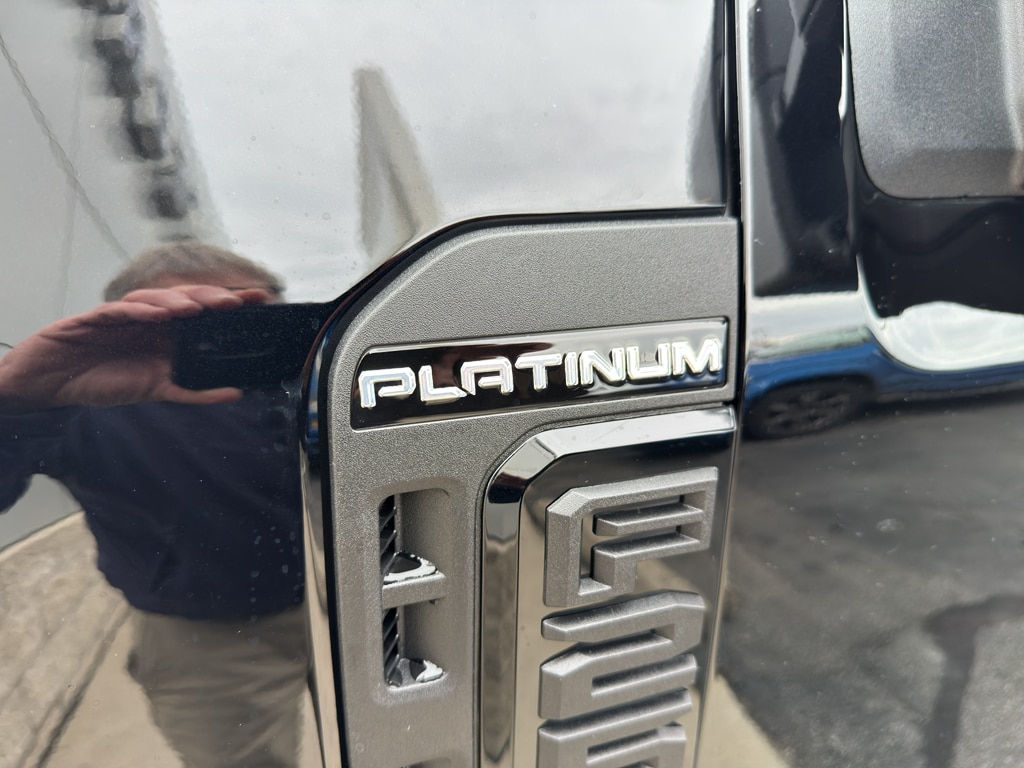 2026 Ford F-250 Super Duty Platinum - Photo 8