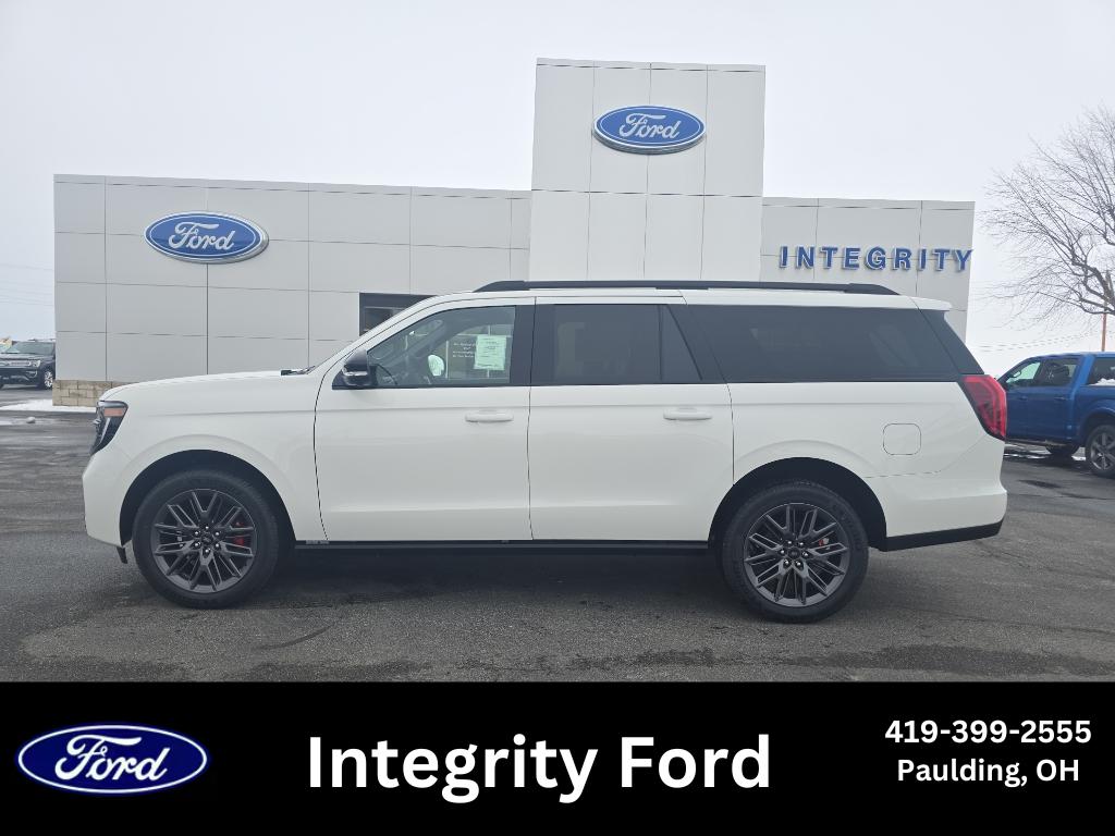 2025 Ford Expedition Platinum's photo
