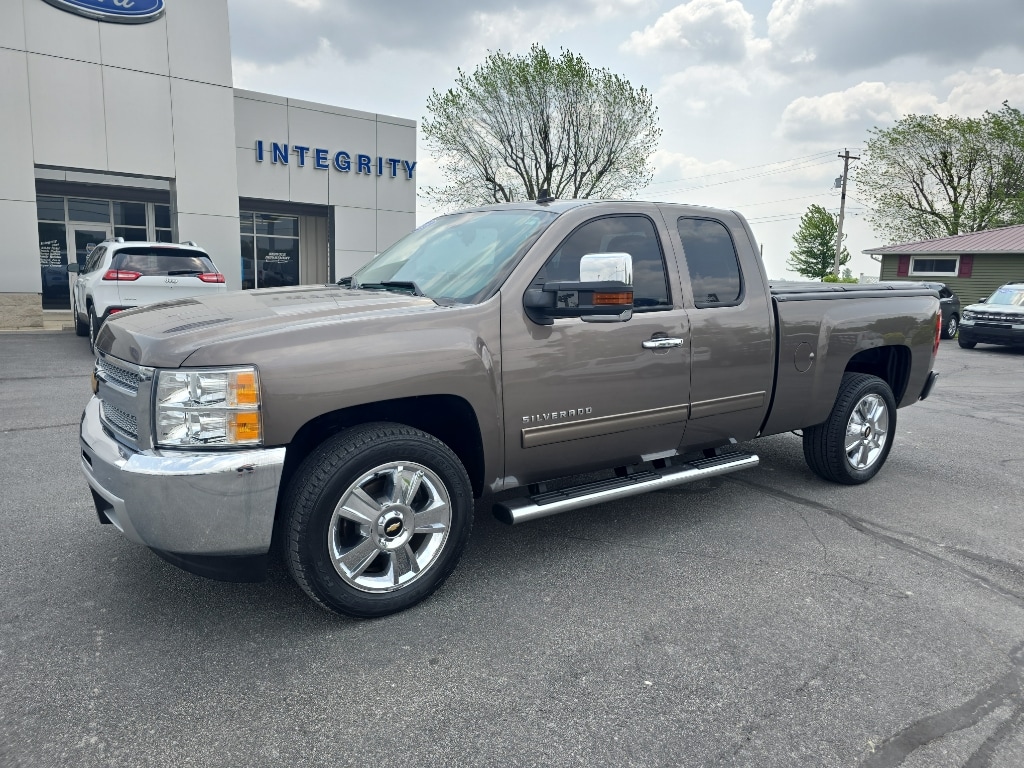 Used 2013 Chevrolet Silverado 1500 LT with VIN 1GCRCSE09DZ278643 for sale in Paulding, OH