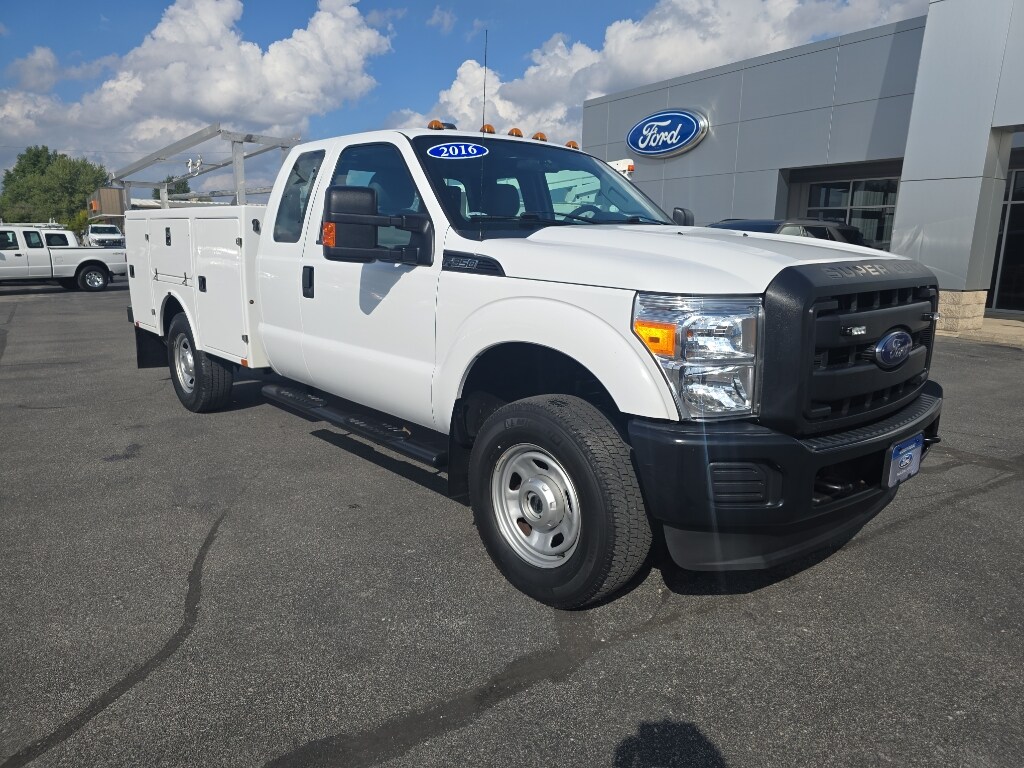 2016 Ford F-350 XL photo 4