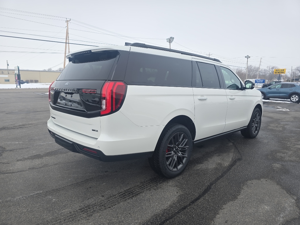 2025 Ford Expedition MAX Platinum photo 4