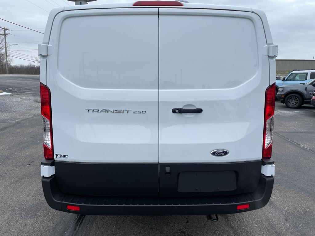 2024 Ford Transit Van photo 3