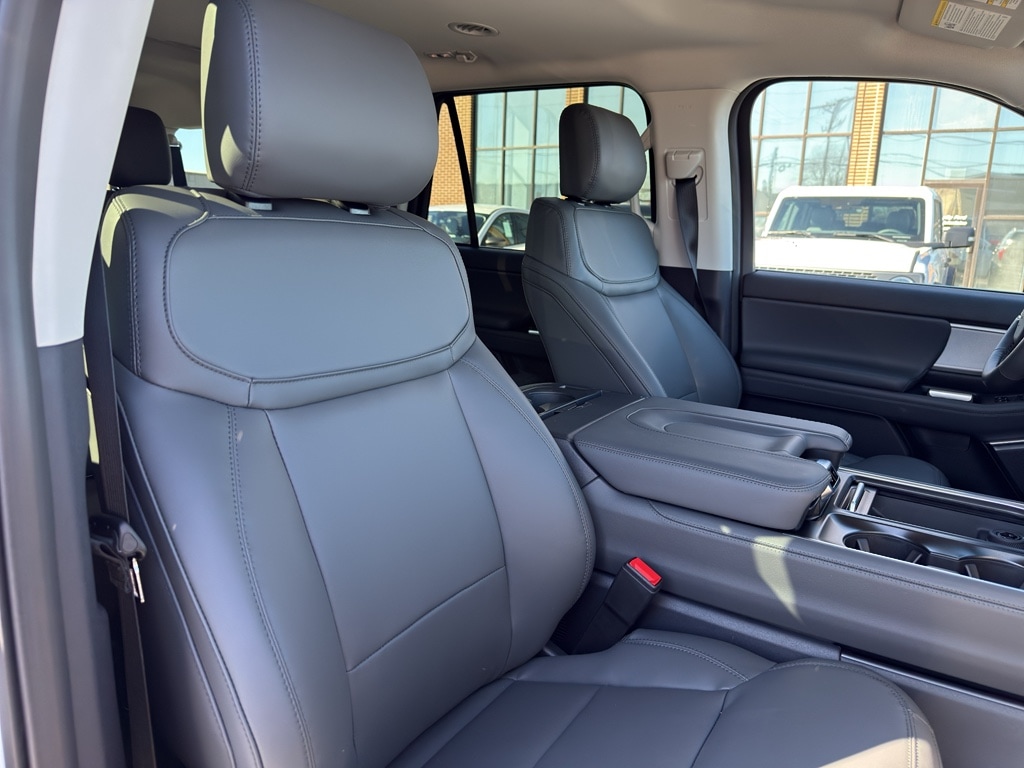 2026 Ford Expedition MAX Active - Photo 35