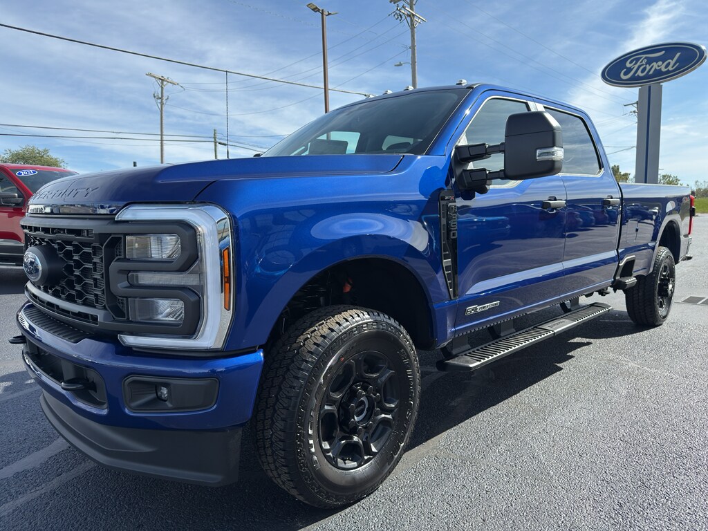 2026 Ford F-350 XL photo 4
