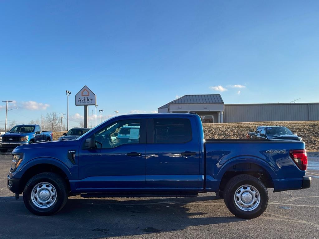 2025 Ford F-150 XL photo 2