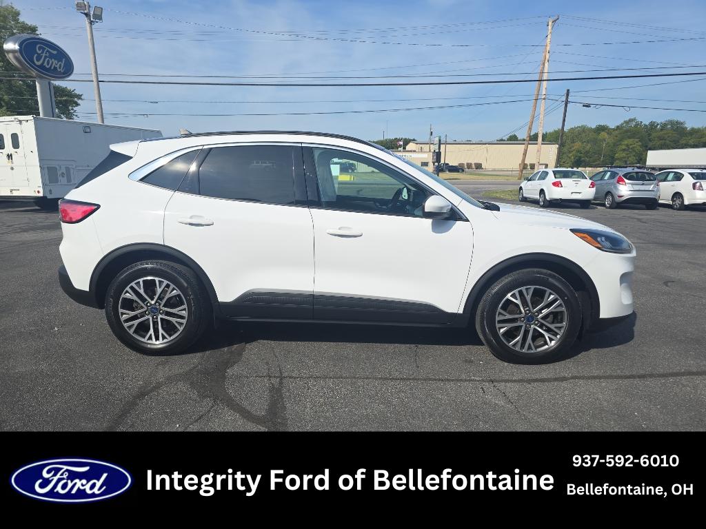 2022 Ford Escape SEL's photo