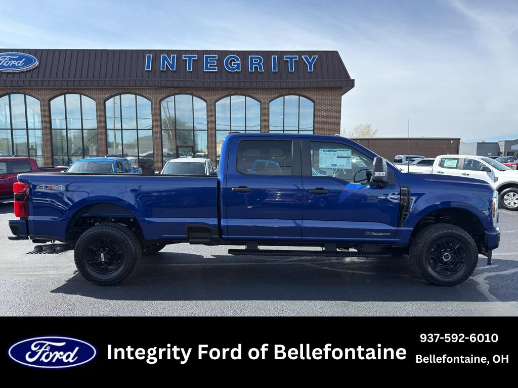 2026 Ford F-350 Super Duty XL's photo