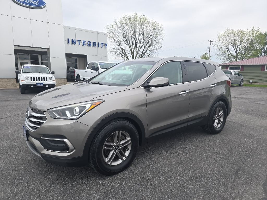 Used 2018 Hyundai Santa Fe Sport Base with VIN 5NMZTDLB1JH082664 for sale in Bellefontaine, OH
