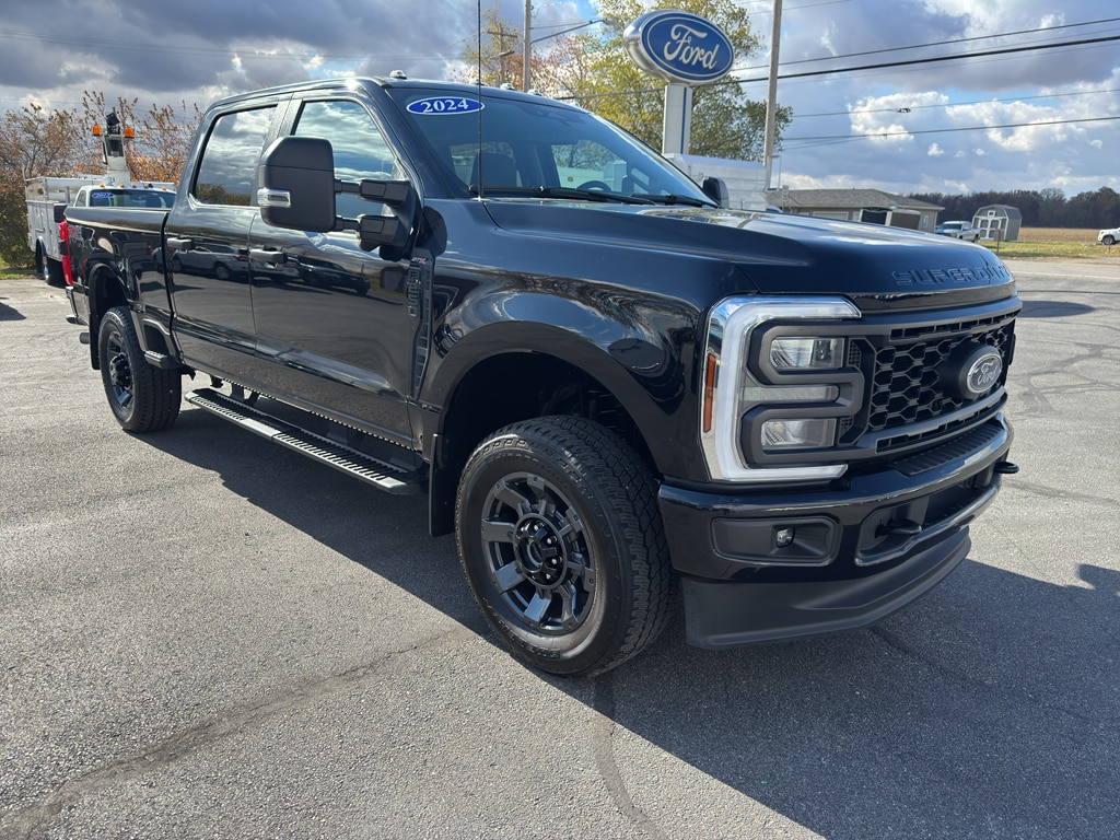 Used 2024 Ford F-250  Truck Crew Cab