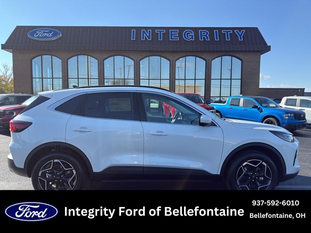 2026 Ford Escape Platinum's photo