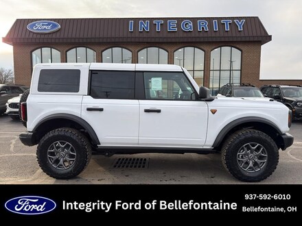 2025 Ford Bronco Badlands SUV