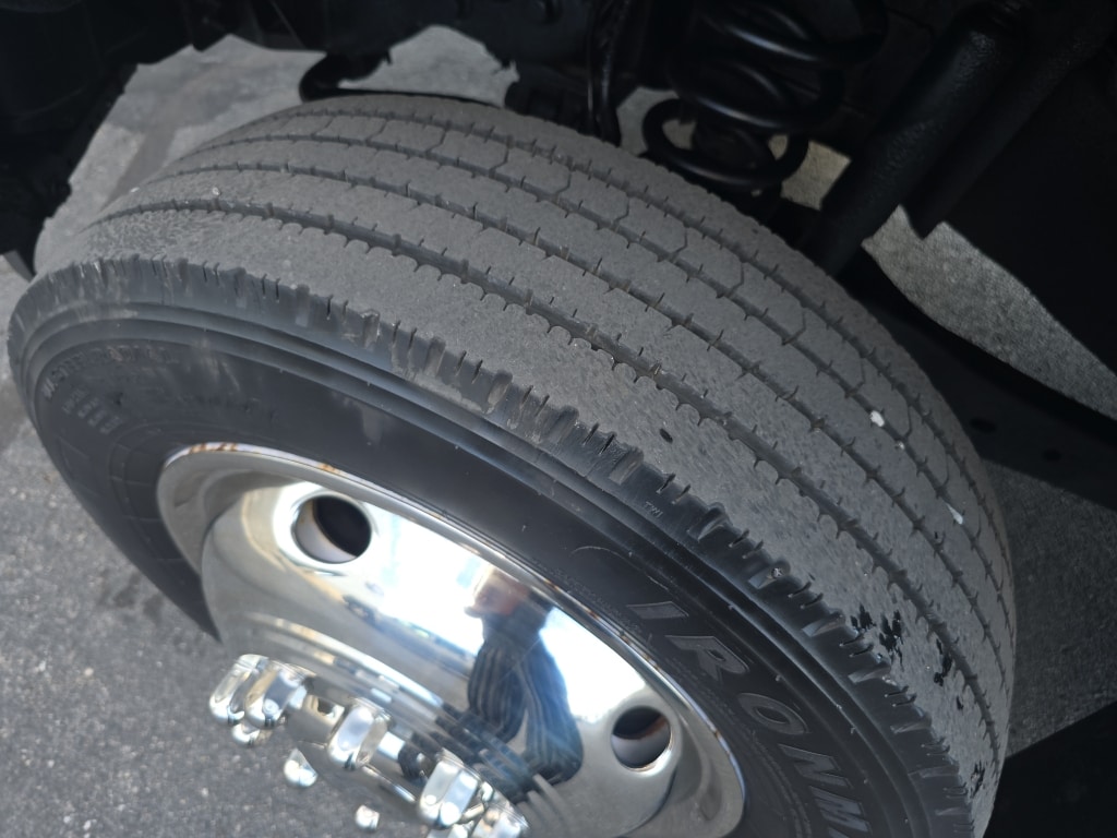 2017 Ford F-550 - Photo 36