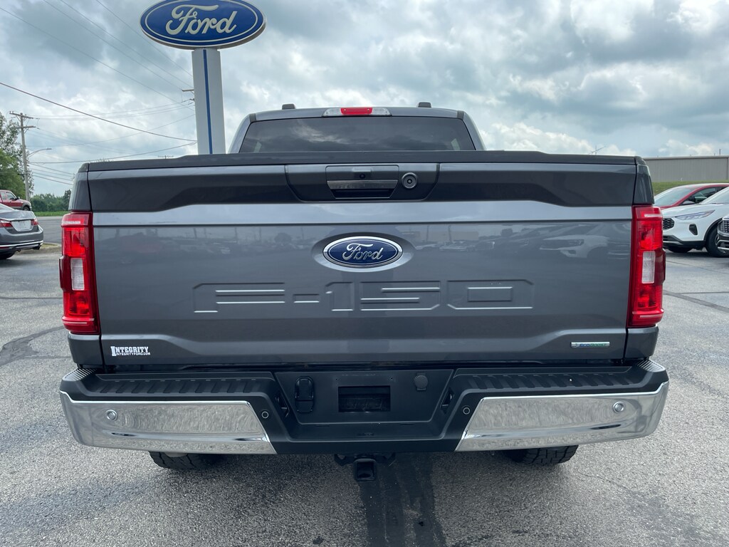 2023 Ford F-150 XLT photo 3