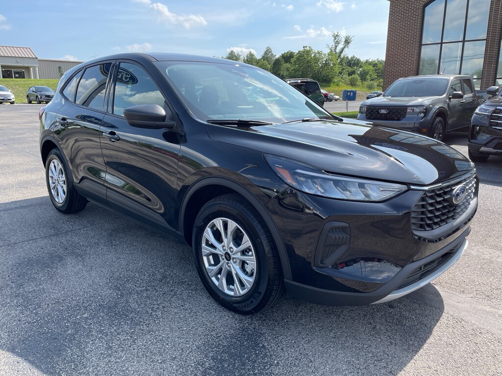 2025 Ford Escape Active photo 2