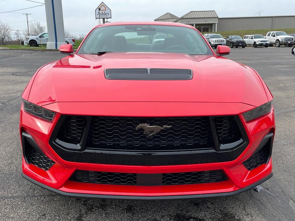 2025 Ford Mustang GT Premium photo 3