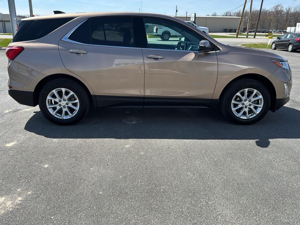 Used 2019 Chevrolet Equinox 2FL with VIN 2GNAXTEV4K6306884 for sale in Bellefontaine, OH