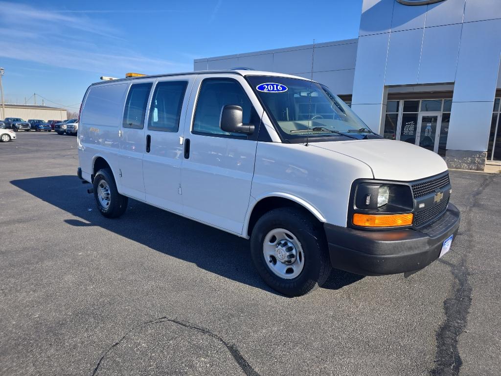 2016 Chevrolet Express 2500 photo 4