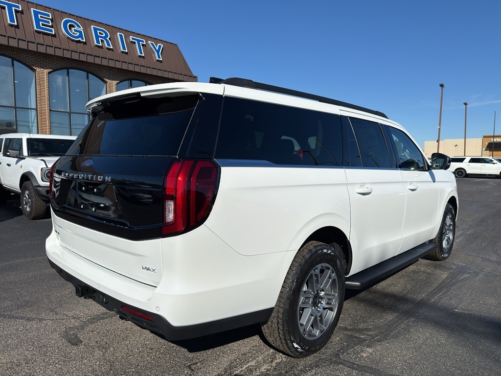 2026 Ford Expedition MAX Active - Photo 8