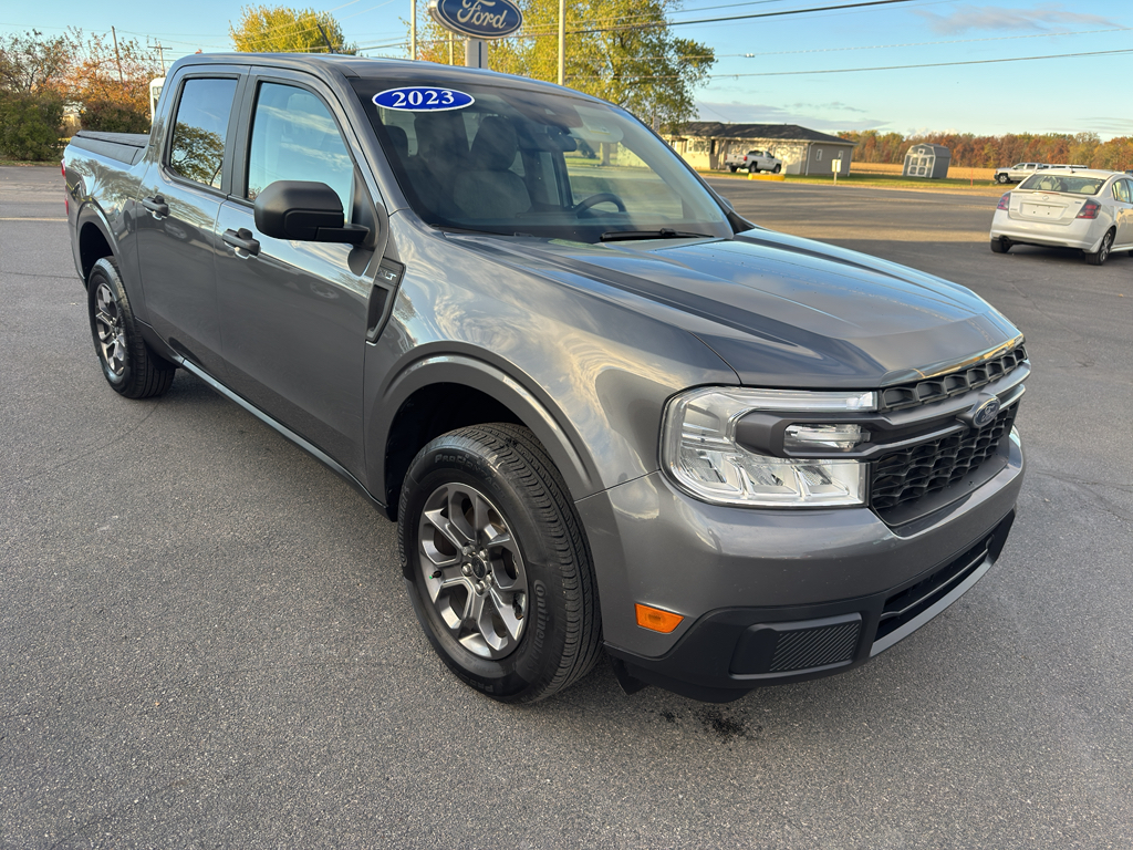 2023 Ford Maverick XLT Lariat photo 3