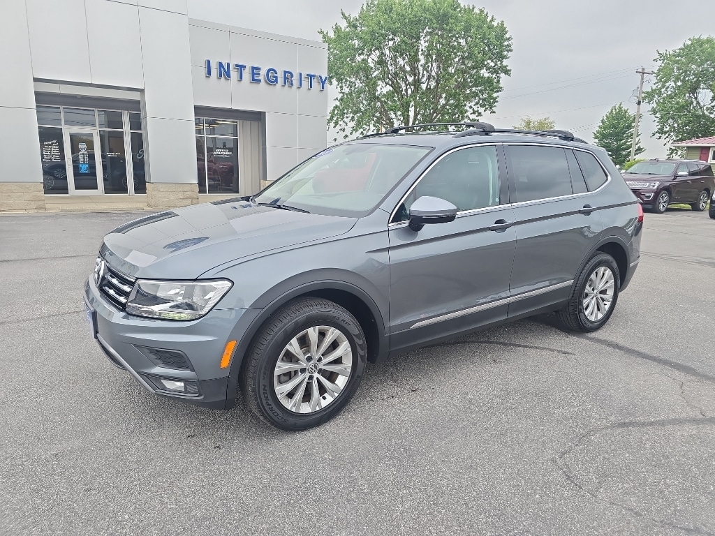 Used 2018 Volkswagen Tiguan SE with VIN 3VV3B7AX3JM005155 for sale in Bellefontaine, OH